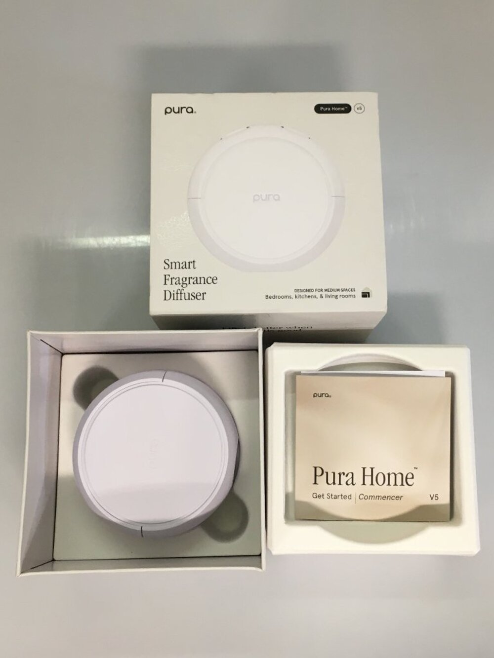 Pura Home V5 Home Fragrance Diffuser Device!! Newest Version w/ Box